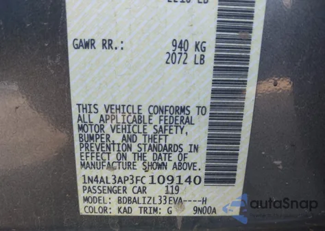 2015 Nissan Altima 2.5 Sv z USA, uszkodzony, nr VIN 1N4AL3AP3FC109140